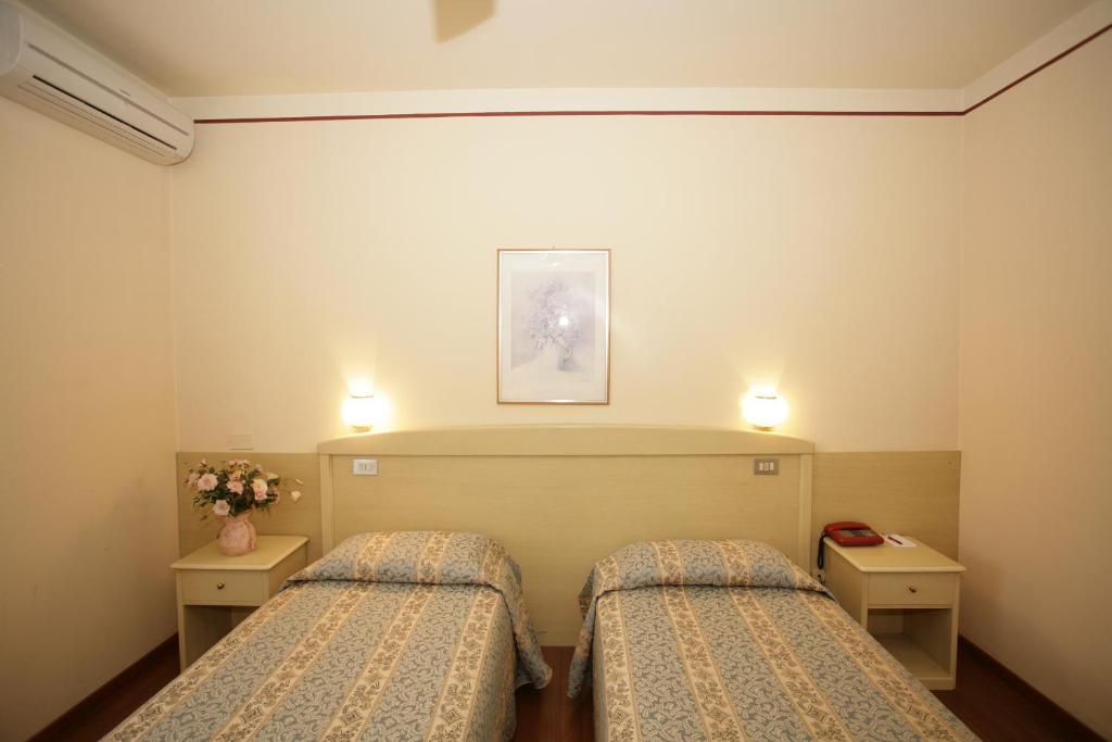 Hotel Ezzelino San Zenone Phòng bức ảnh